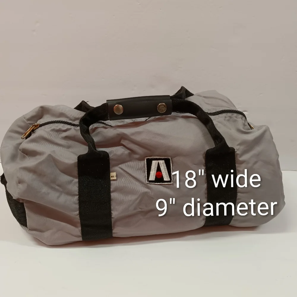 Academy Broadway basic duffle